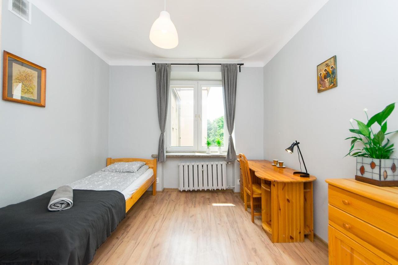קרקוב 3-Bedroom Flat In City Center P4You Pl מראה חיצוני תמונה