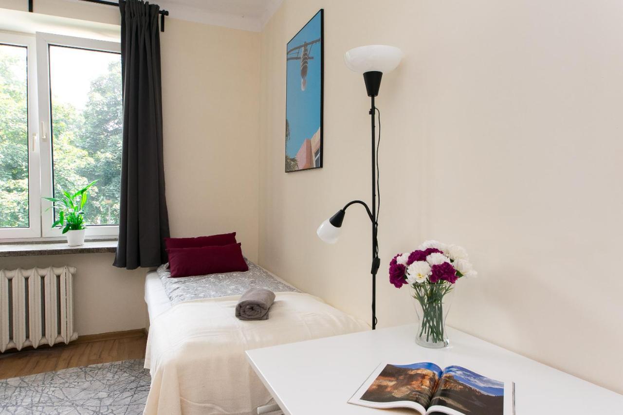 קרקוב 3-Bedroom Flat In City Center P4You Pl מראה חיצוני תמונה
