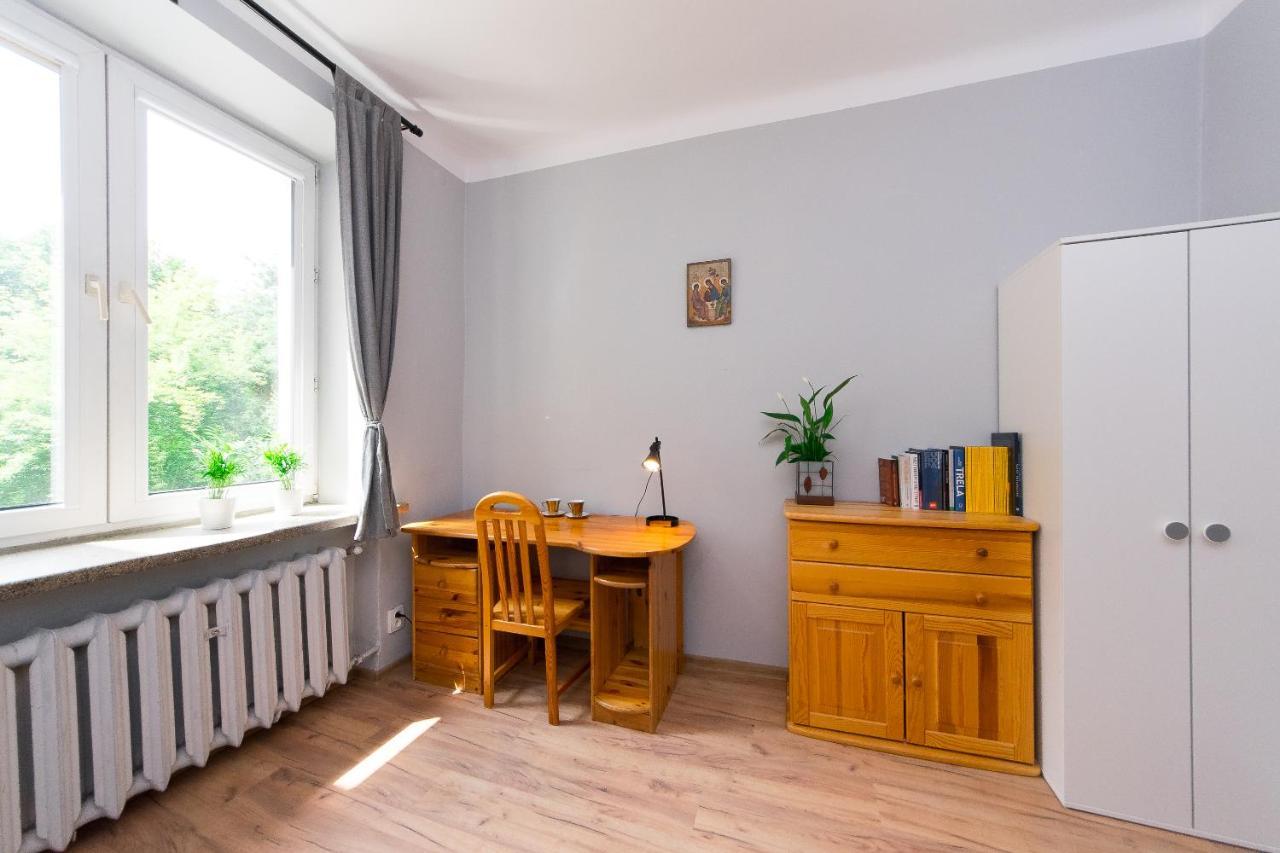 קרקוב 3-Bedroom Flat In City Center P4You Pl מראה חיצוני תמונה